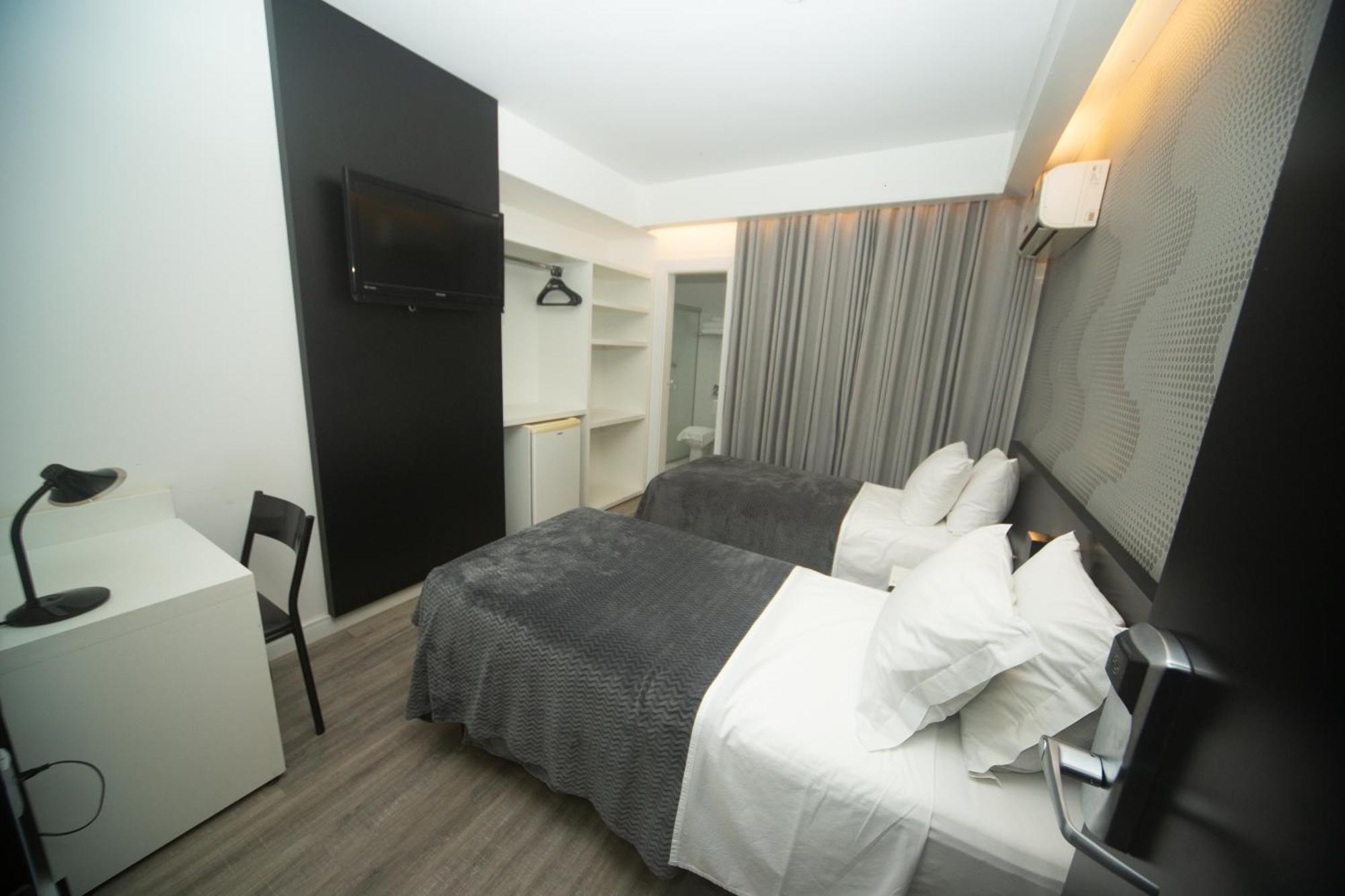 Hotel Cidade Araxa Exterior photo